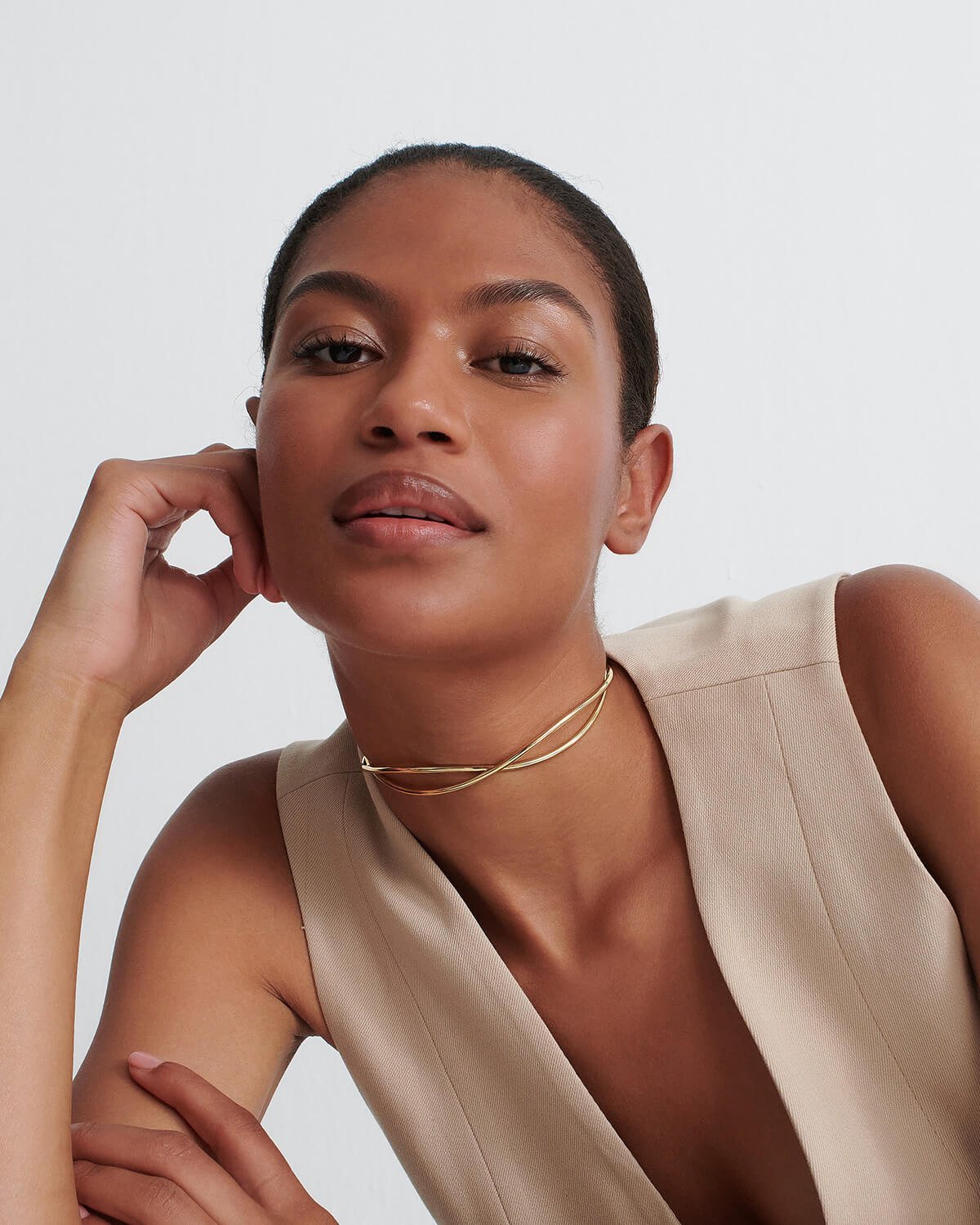 Continuity Gold Choker